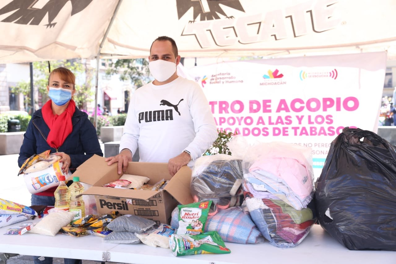 Más de dos toneladas de víveres y artículos no perecederos ha recaudado colecta en apoyo a Tabasco